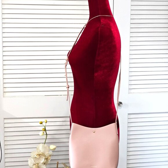 ANTHROPOLOGIE Women's Blush Samara Bucket Shoulder Bag Crossbody Size M 1234 - Picture 7 of 14